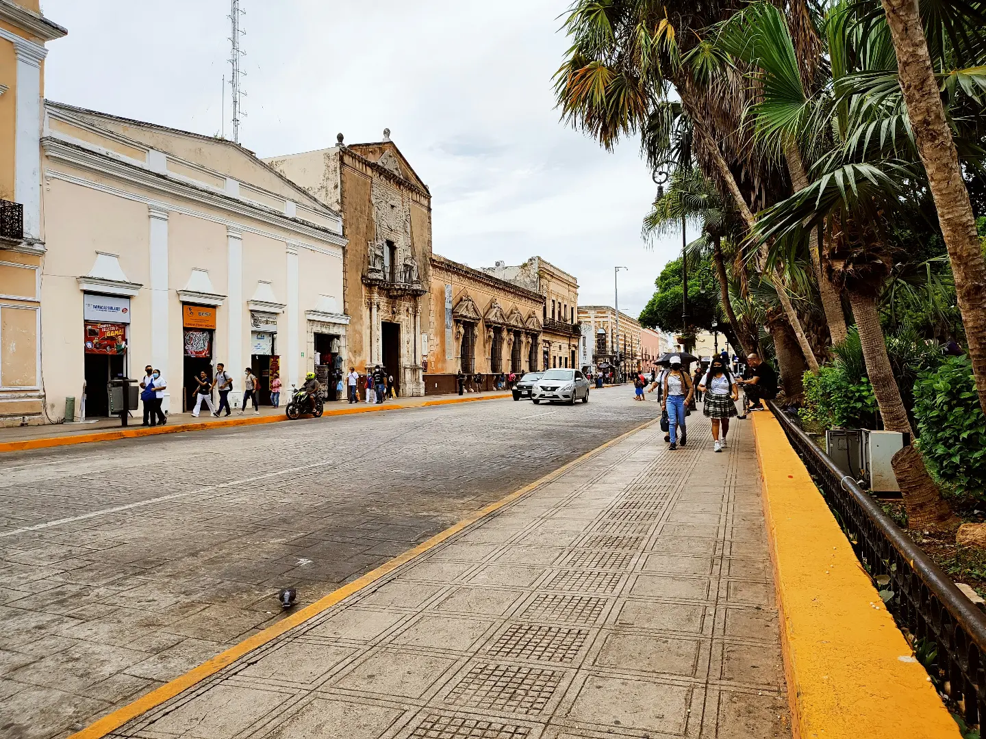 Reasons to invest in Merida’s real estate - a street in Merida.